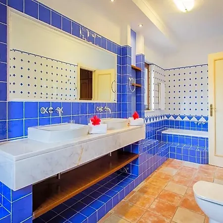 Carvoeiro Sleeps 14 Pool Air Con Wifi Βίλα *